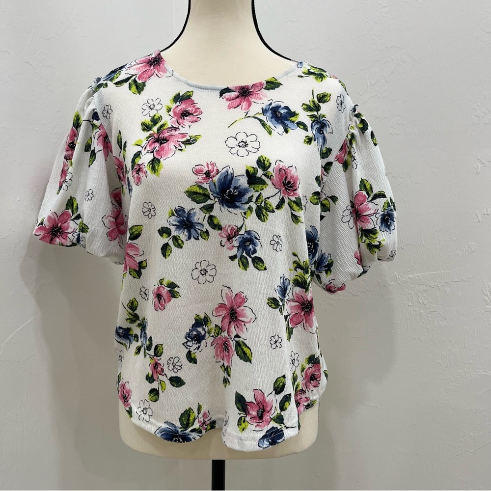 Room Mates Women's Size M Floral‎ Print Crop Top White Multicolor